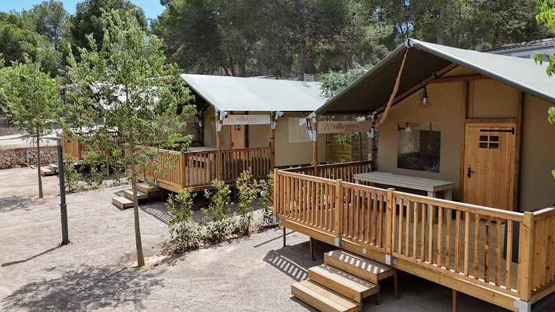 Camping Vilanova Park | Villatent Outback | 4 pers.