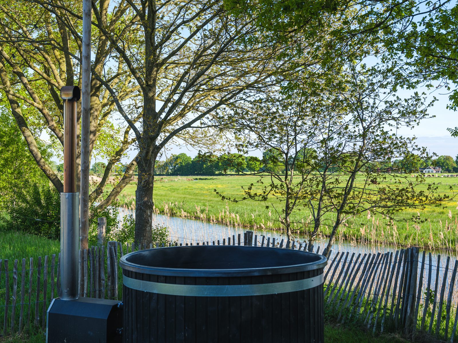 Riverdome met privé sanitair én hottub | 4 personen