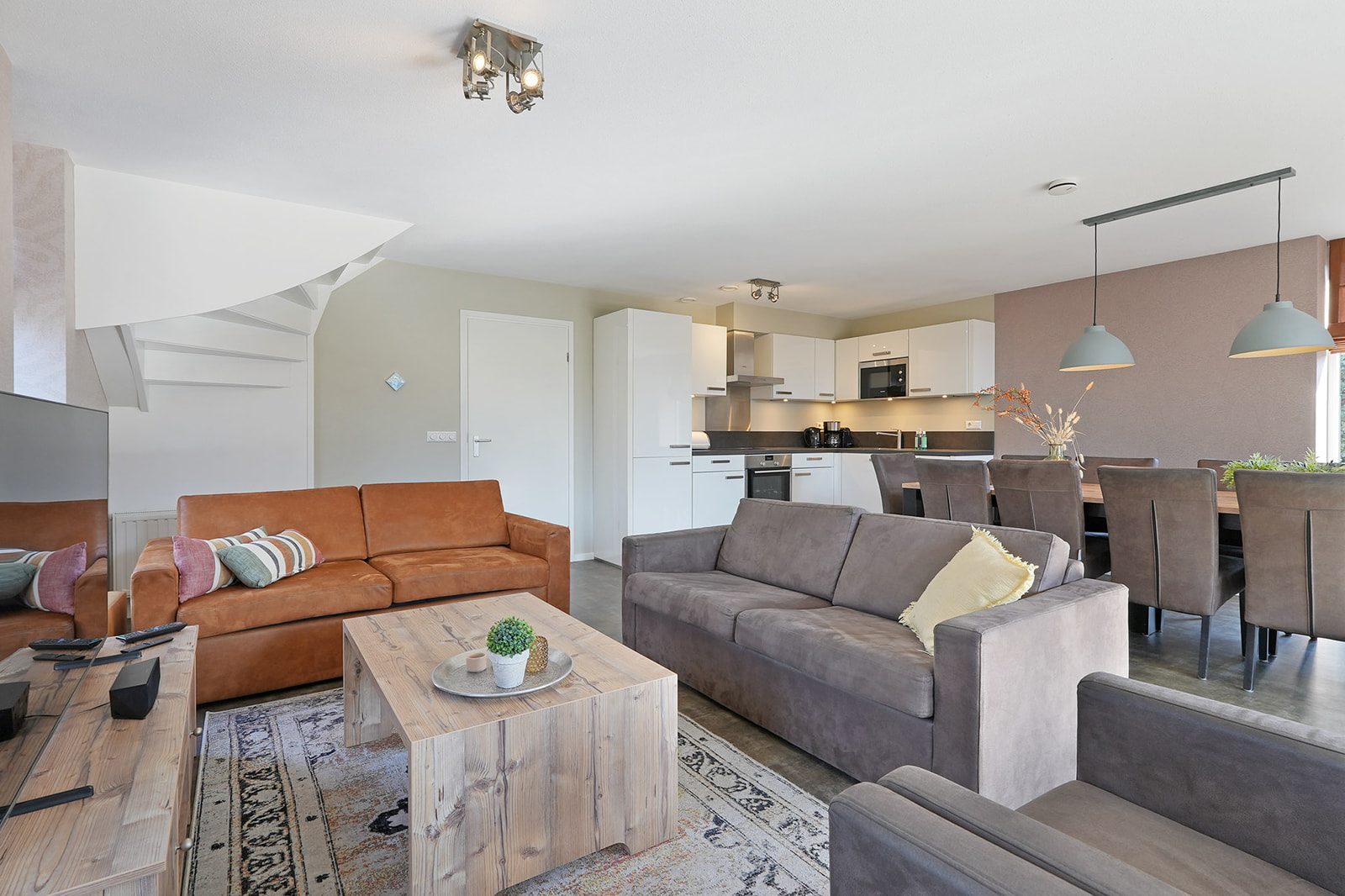 Oude Nieuwelandseweg 33A - Ouddorp - Villa IJsvogel  (with jacuzzi, extra costs for use)