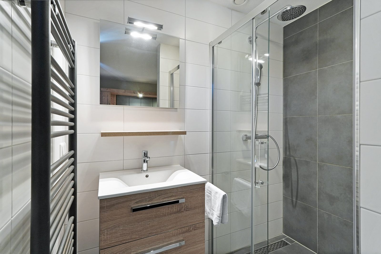 Oude Nieuwelandseweg 33A - Ouddorp - Villa IJsvogel  (with jacuzzi, extra costs for use)