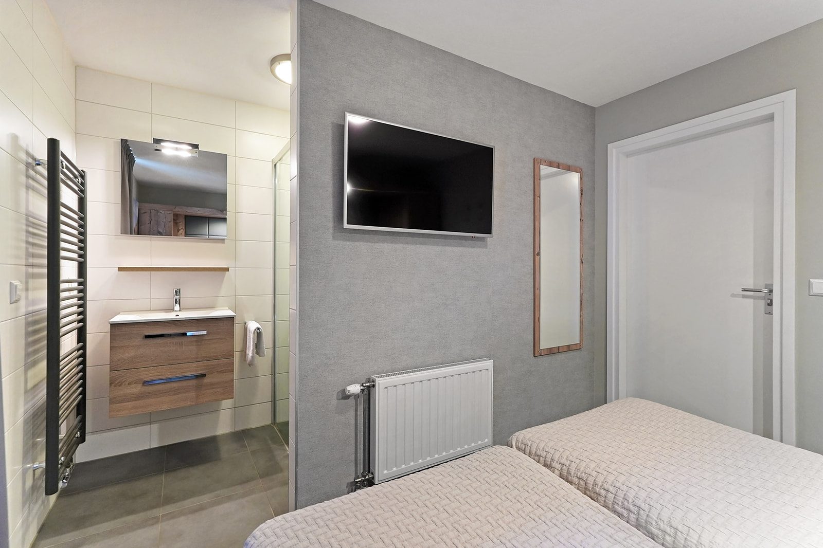 Oude Nieuwelandseweg 33B - Ouddorp - Villa Hopper (with jacuzzi, extra costs for use)