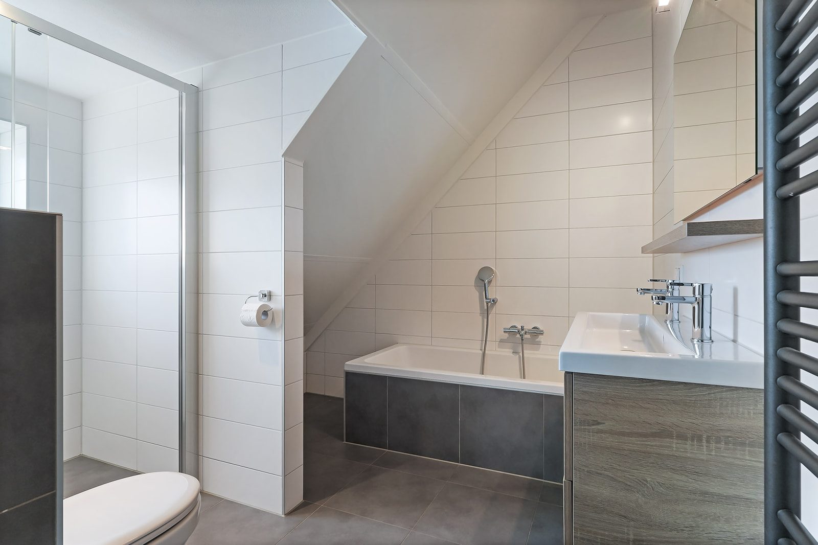 Oude Nieuwlandseweg 33 - Ouddorp - Villa Mastlo (with 2 jacuzzi's extra costs for use)