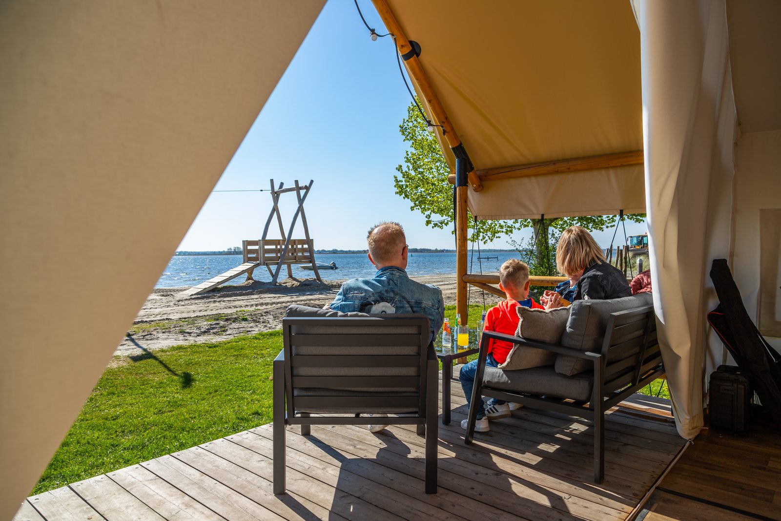 Glamping tent Beachfront Luxury 6
