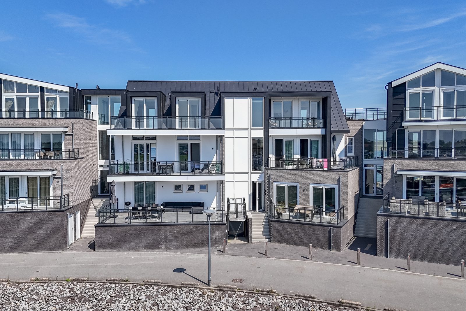 Ferienwohnung am Wasser - mit Dachterrasse und Balkon | Nr. 40 - 2 Pers.