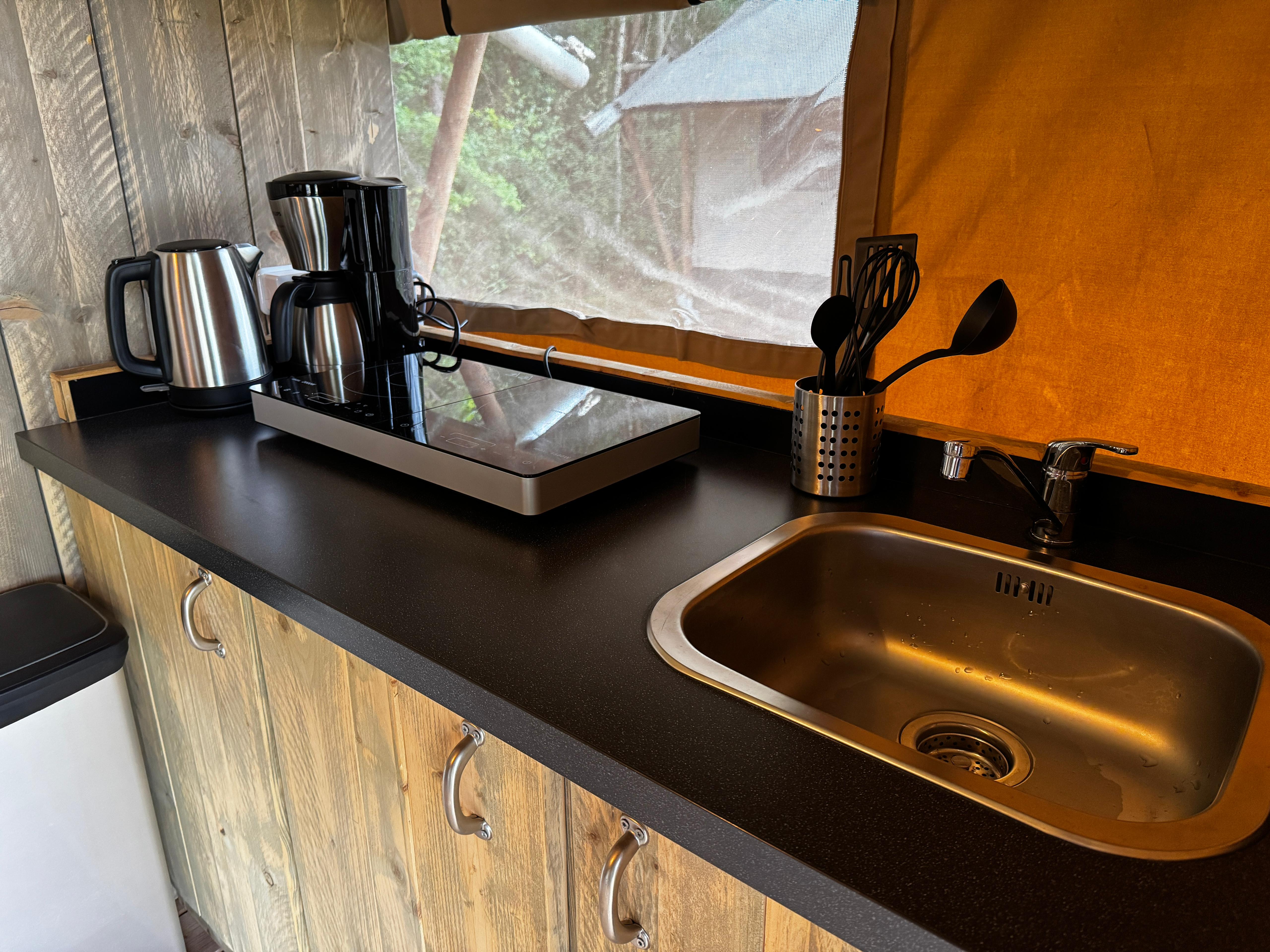 Accommodatie Maasduinen - Glampingtent - Lodgetent 6 basic - 9