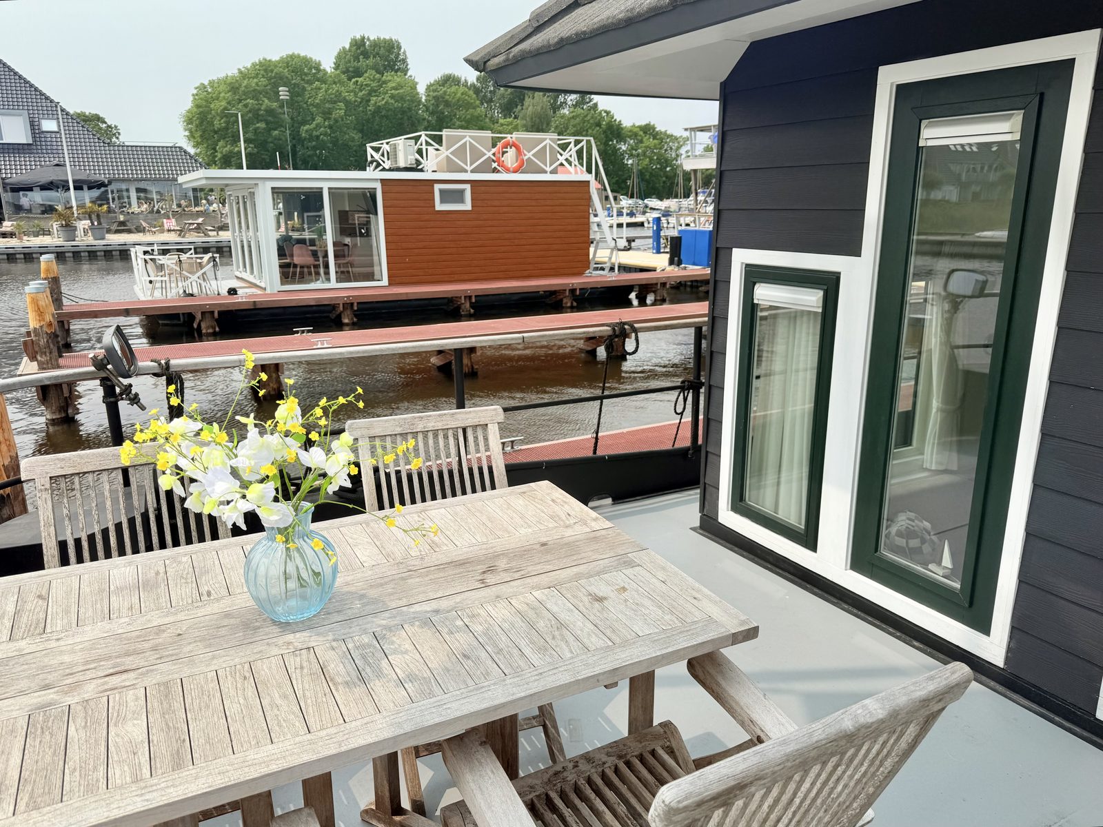 VaarHuis Sneekermeer