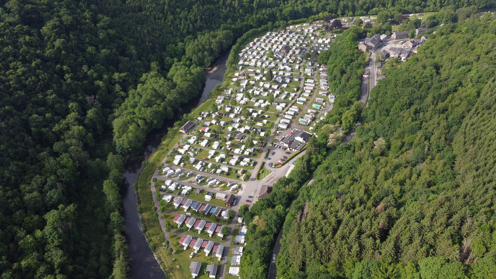 Kampeerplaats met electriciteit