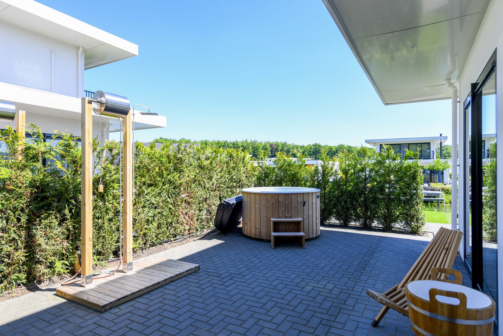 Water Nr. 553/554 | 16 Pers. Hottub & Sauna