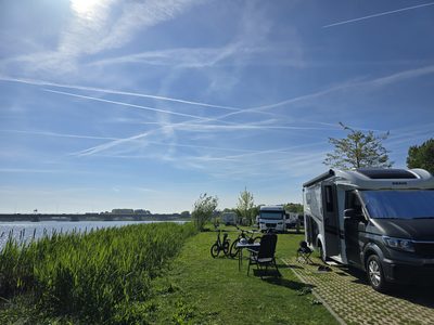 Camper/caravan plaatsen