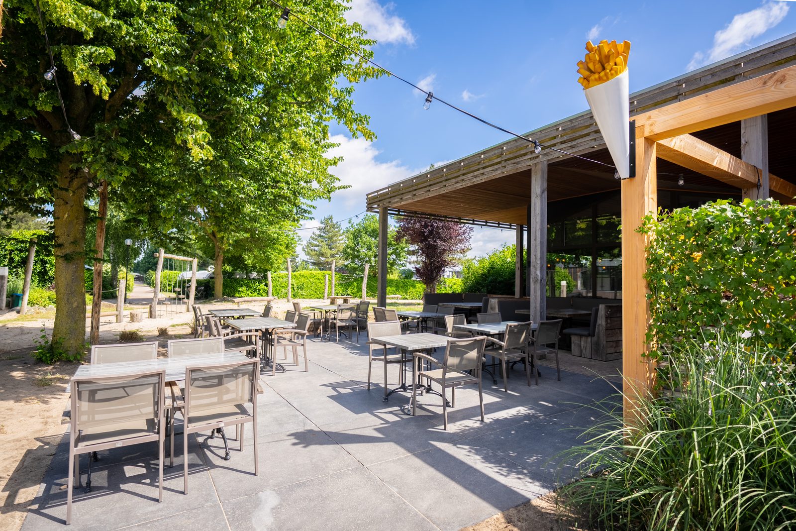 Chalet | Covered patio