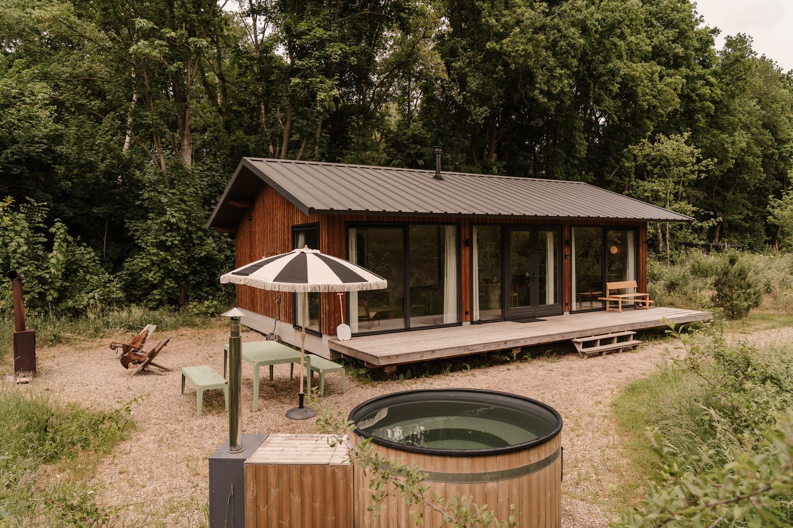 Willow House | Hot Tub & Bad | 2-Personen Ferienhaus