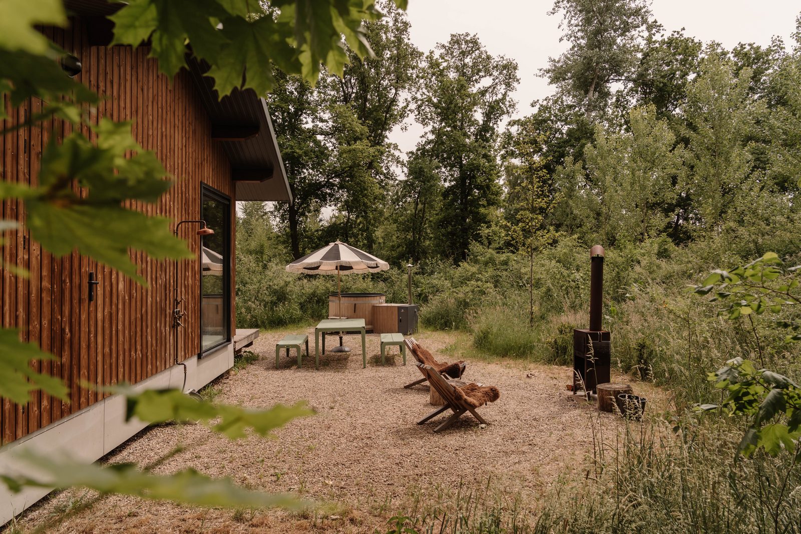 Willow House | Hot Tub & Bad | 2-Personen Ferienhaus
