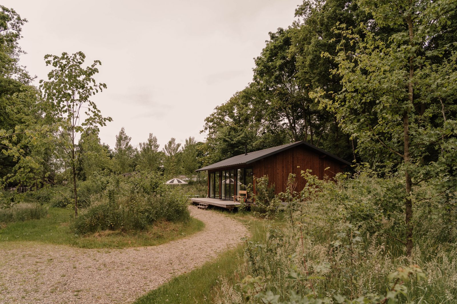 Willow House | Hot Tub & Bad | 2-Personen Ferienhaus