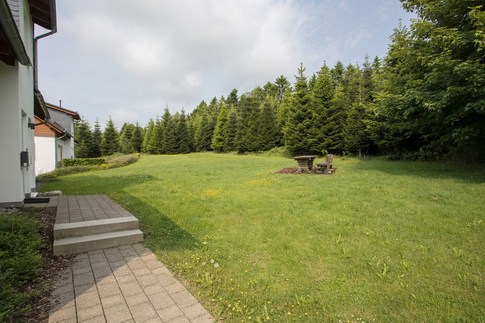 Holiday home 'Rothaarglück' Sauerland with view | 6-person apartment - am Gerkenstein 27 Neuastenberg