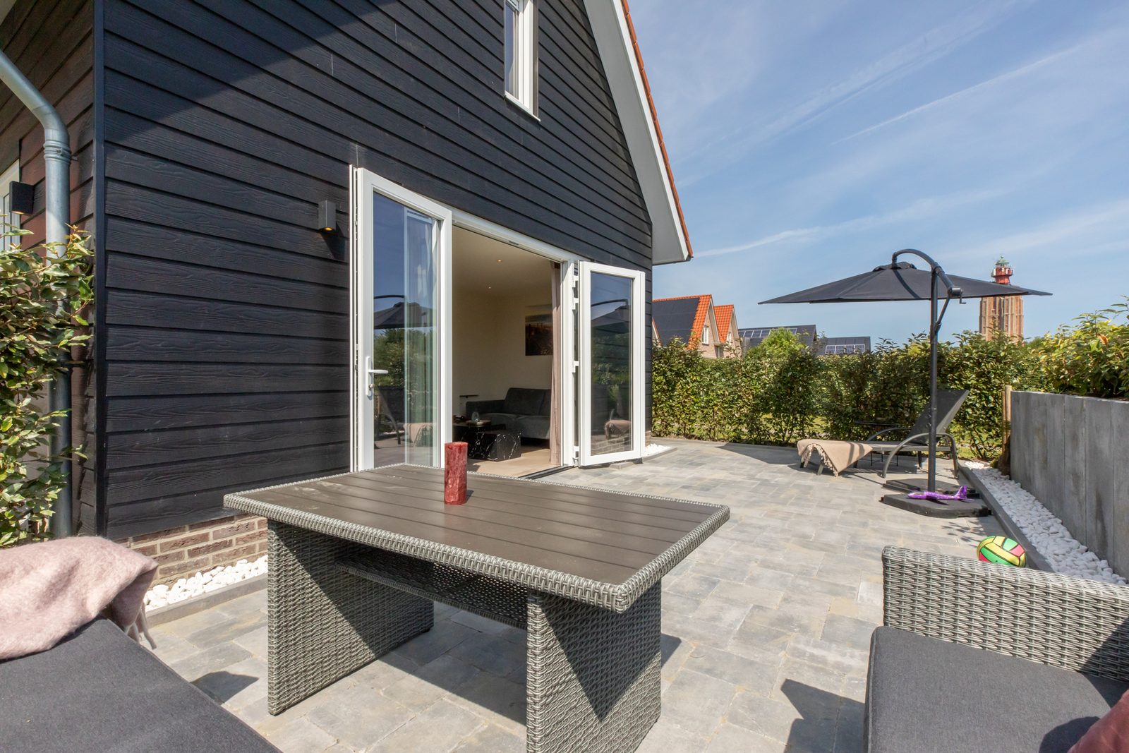 Rent a cottage in Zeeland | De Strandloper Westkapelle - Charley Tooropstraat 1a | Beach & Nature