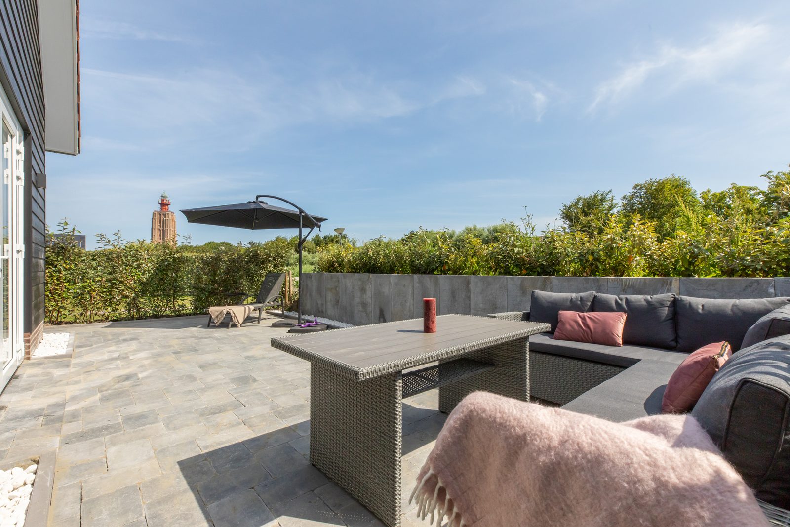 Rent a cottage in Zeeland | De Strandloper Westkapelle - Charley Tooropstraat 1a | Beach & Nature