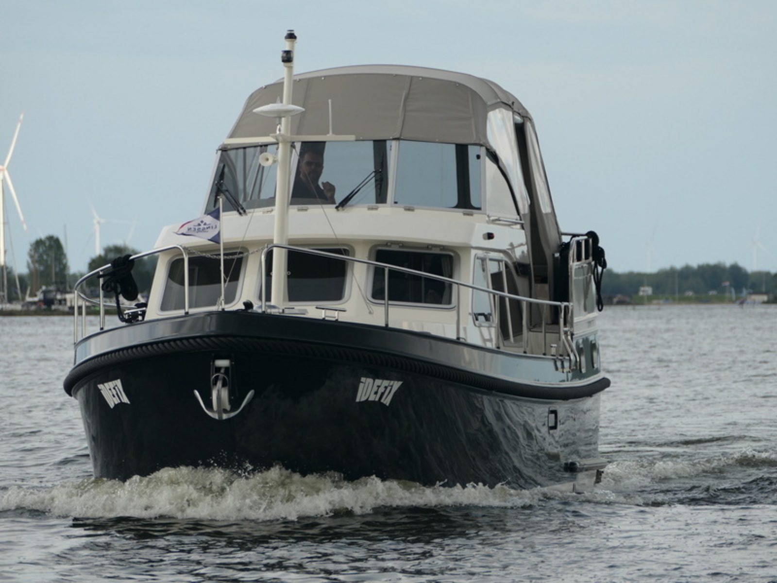 Luxe Linssen Grand Sturdy 35.0 AC Idefix - 4+2 personen - 2 slaapcabines 2 badkamers - 2 toiletten