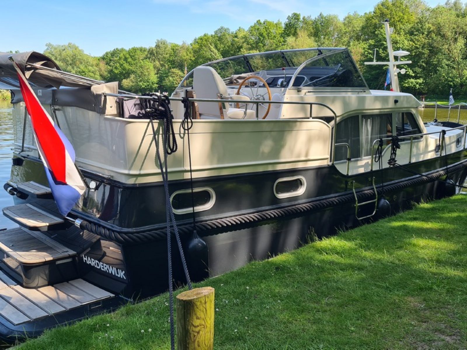 Luxe Linssen Grand Sturdy 35.0 AC Idefix - 4+2 personen - 2 slaapcabines 2 badkamers - 2 toiletten