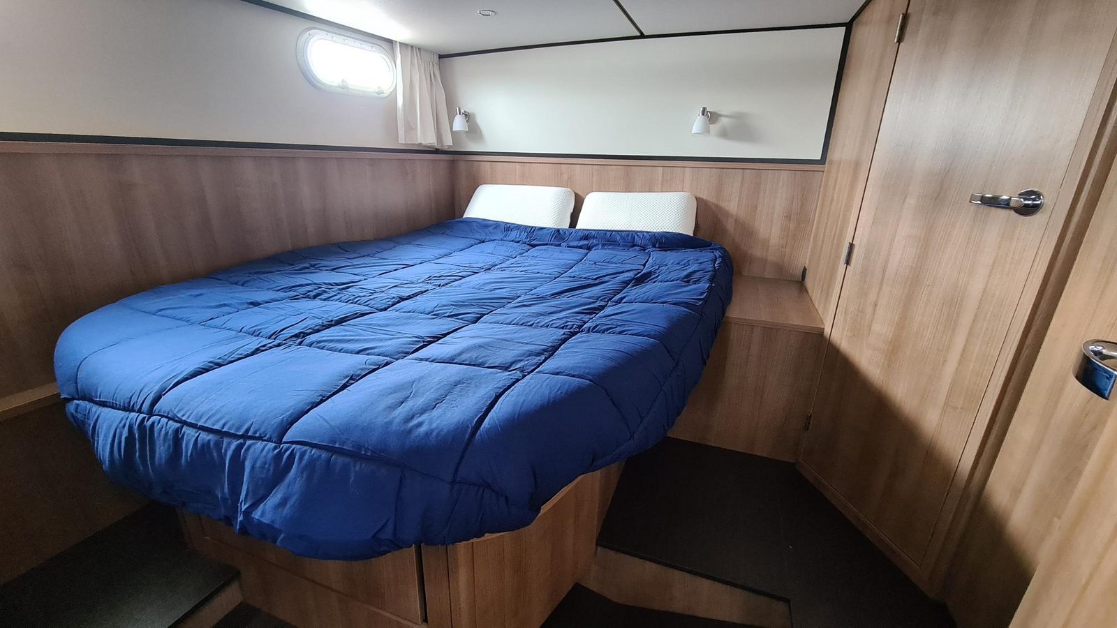 Luxe Linssen Grand Sturdy 35.0 AC Idefix - 4+2 personen - 2 slaapcabines 2 badkamers - 2 toiletten