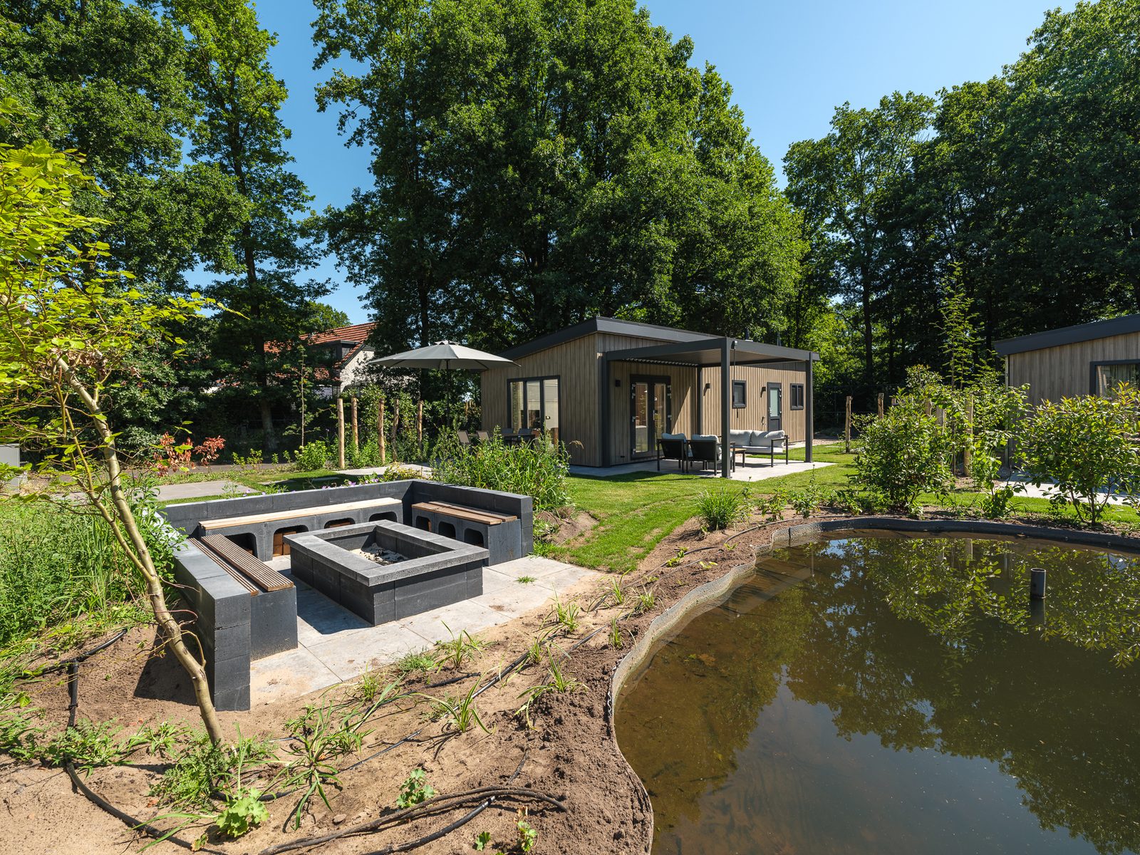 Loevestein with Hot tub | 4 persons