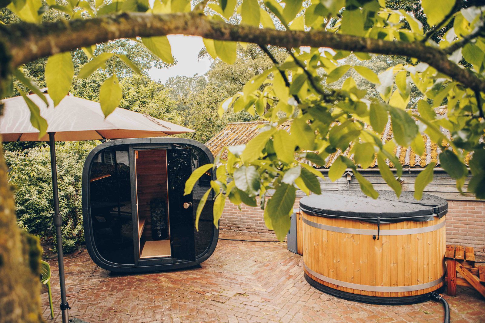 Group villa with Hot Tub & Sauna | 12 people