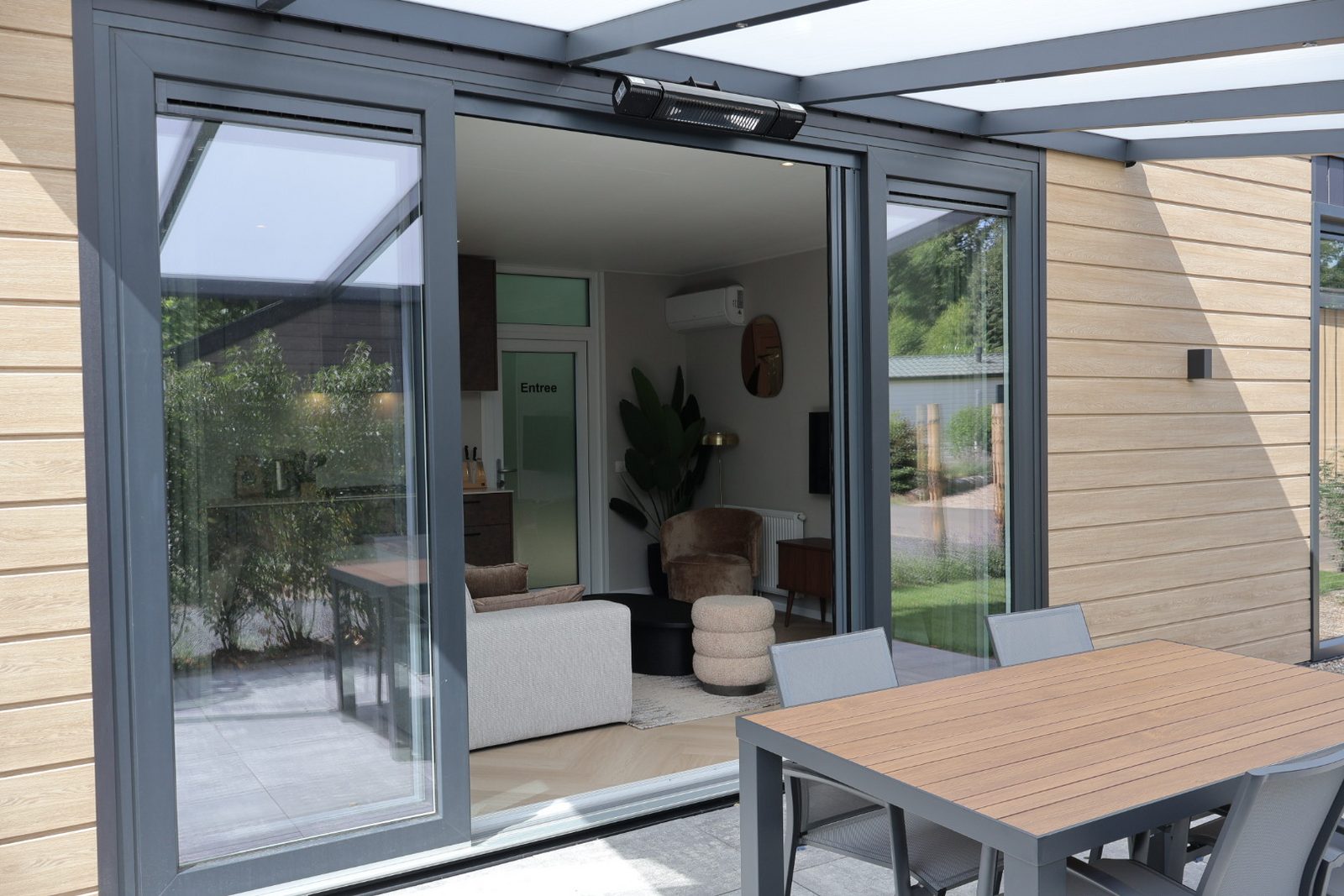 Rosendael with Hot Tub | 4 persons