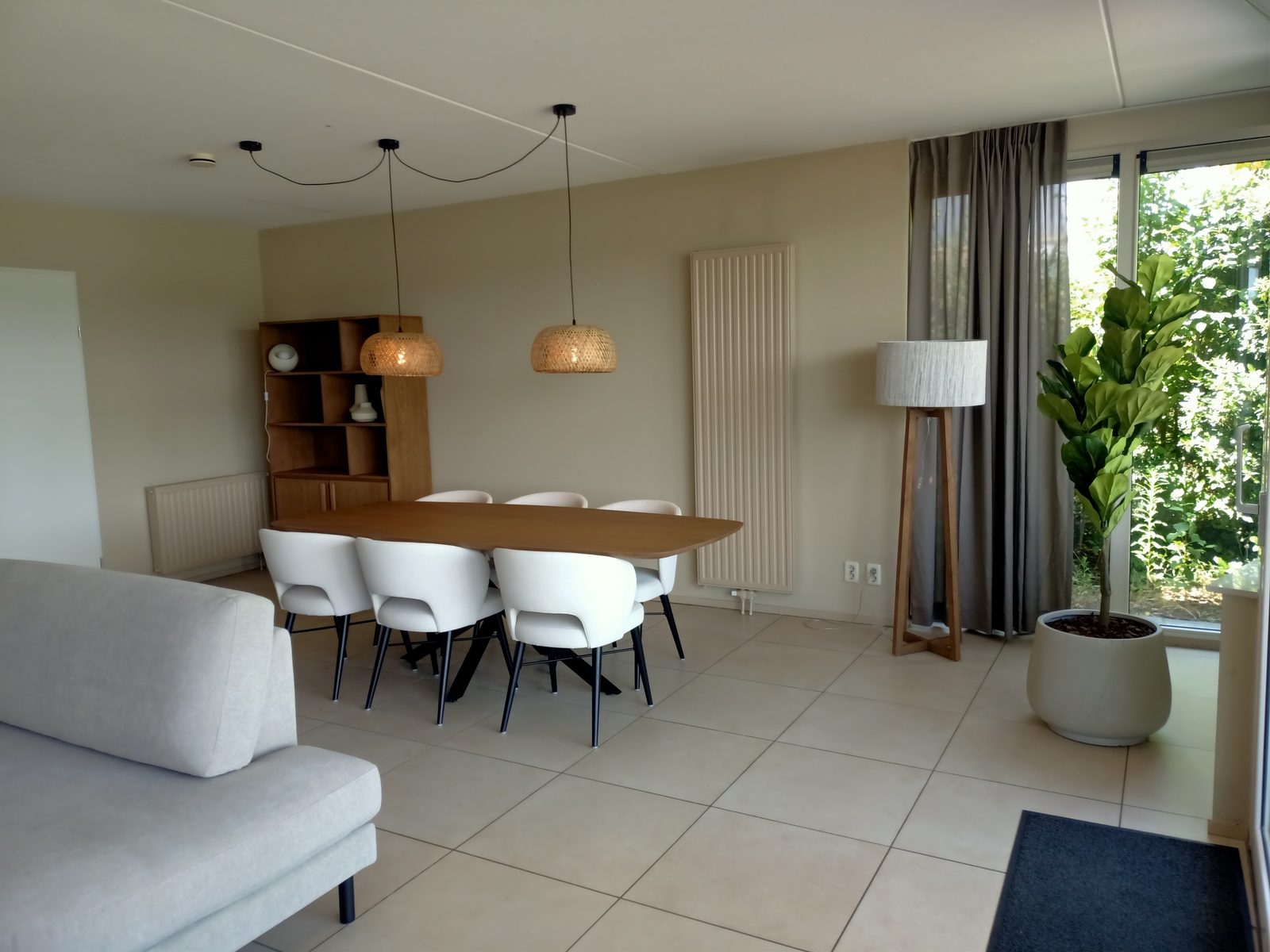 VIP Villa mit Blick aufs Wasser