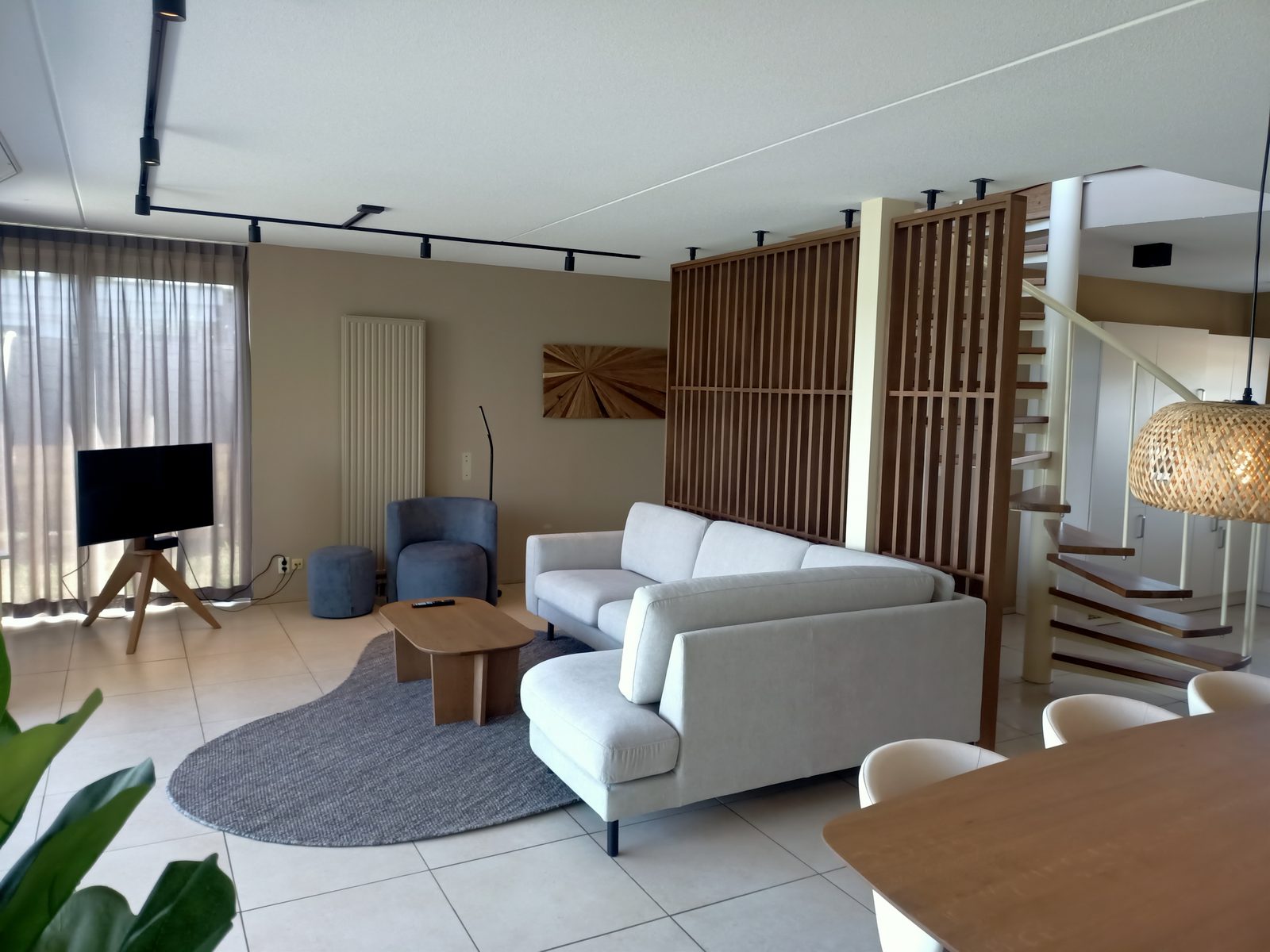 VIP Villa mit Blick aufs Wasser