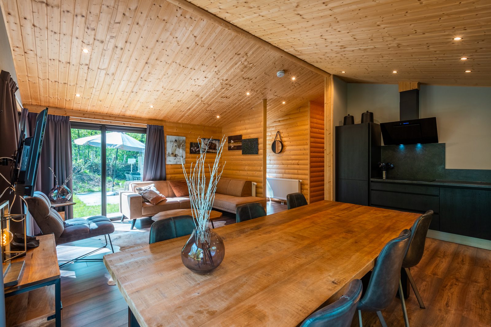 Esborg Lodge Met Hottub | 6 personen 