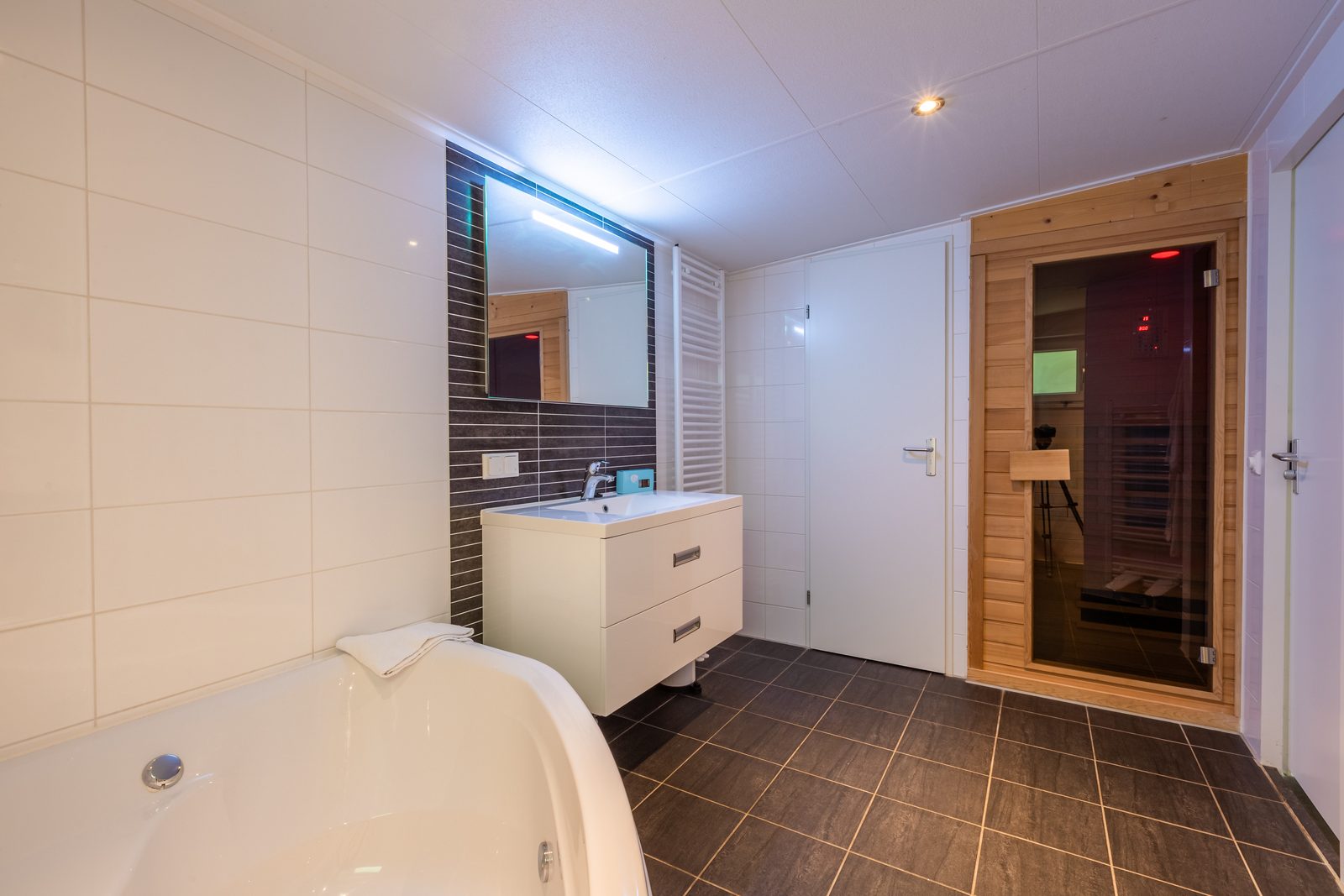 Wellness Lodge 2