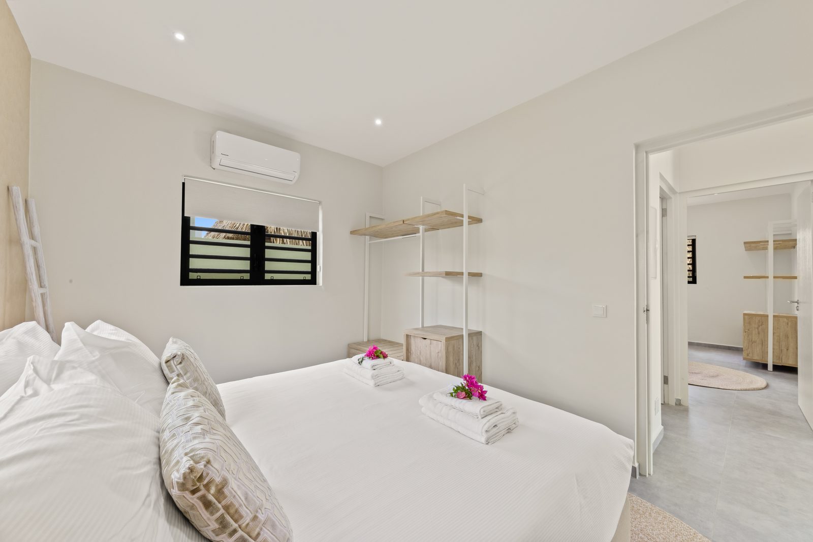 Paradise Villa met privezwembad, Mambo Beach