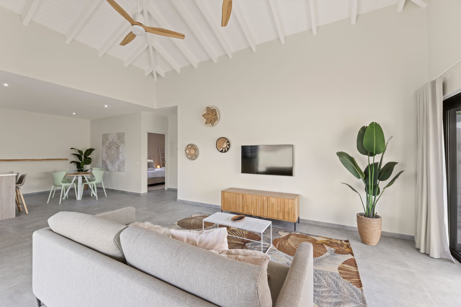 Paradise Villa met privezwembad, Mambo Beach