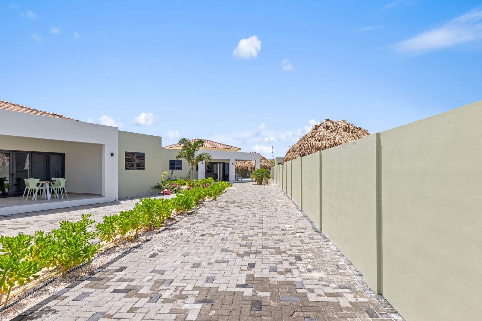 Paradise Villa met privezwembad, Mambo Beach