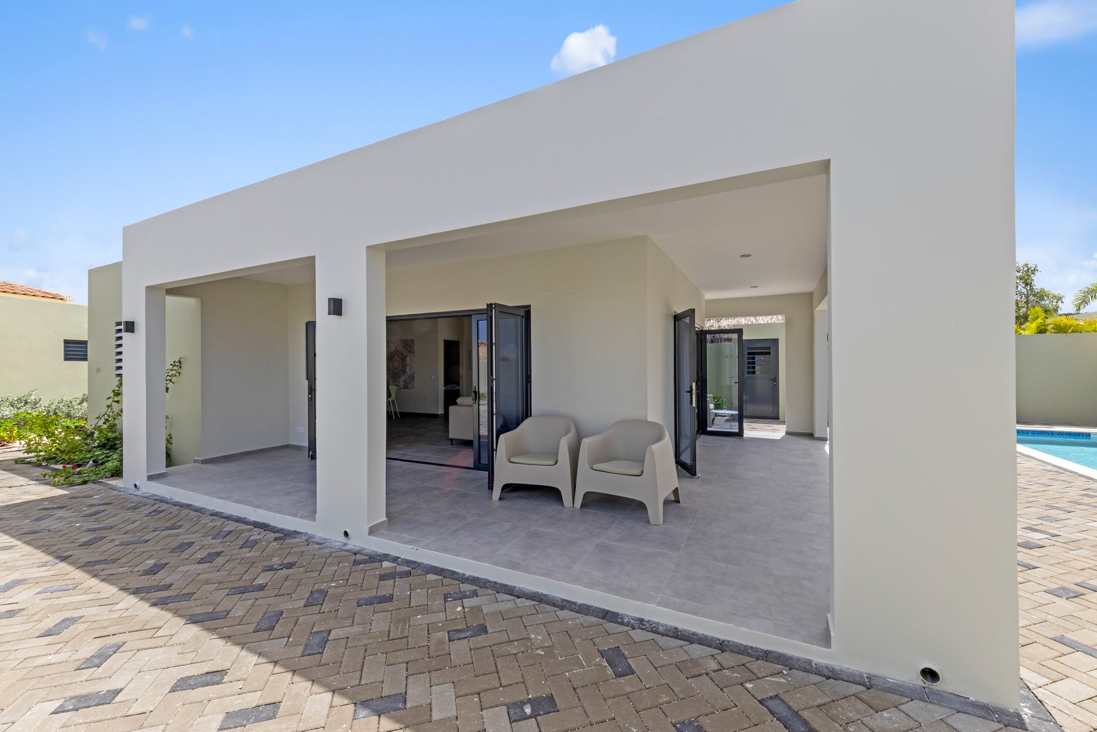 Paradise Villa met privezwembad, Mambo Beach