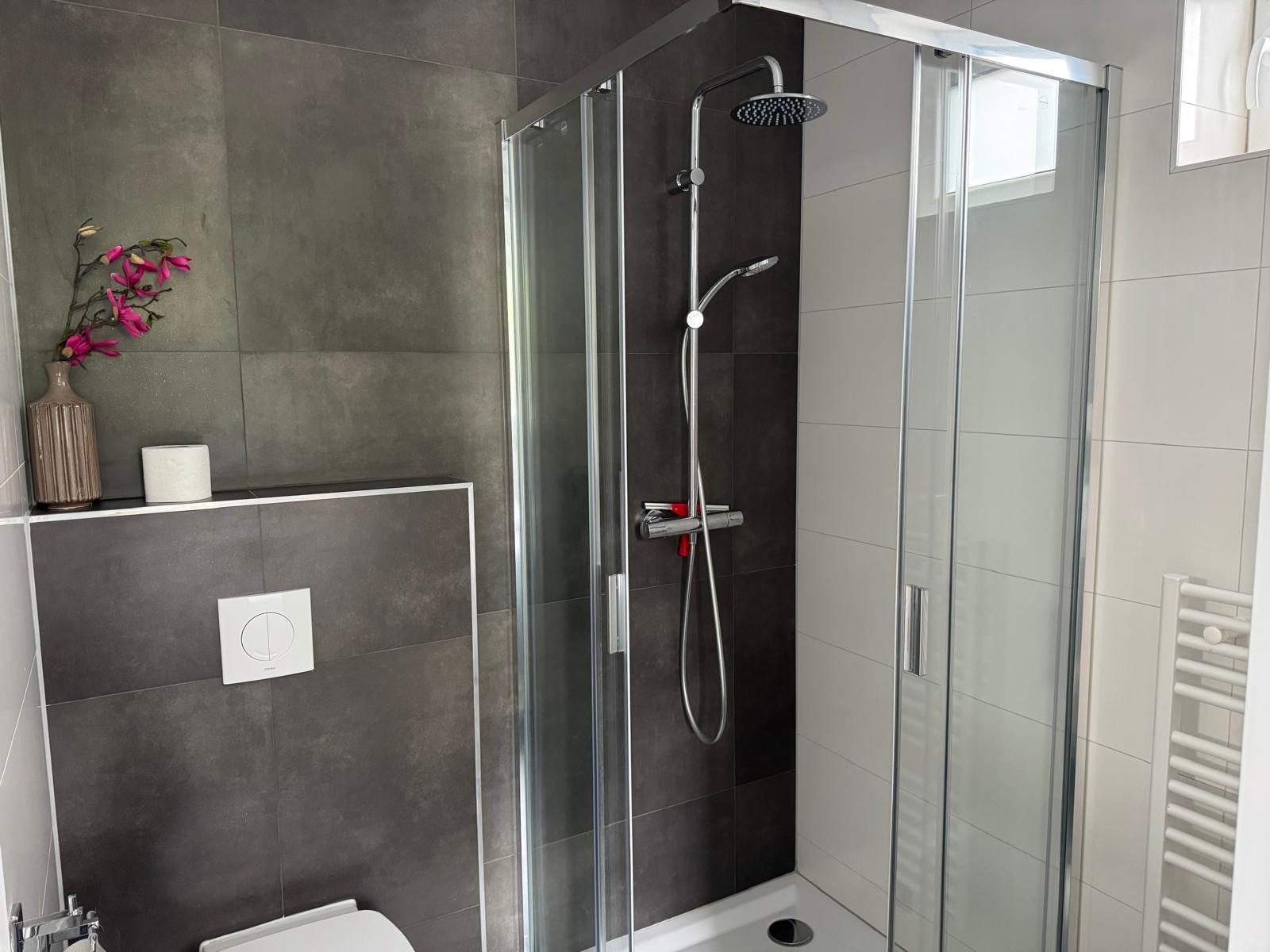 Pavillon mit Whirlpool und Sauna | 10 Personen