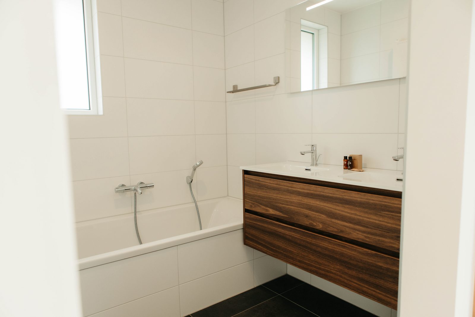 Watervilla binnenhaven met Sauna | 8 personen