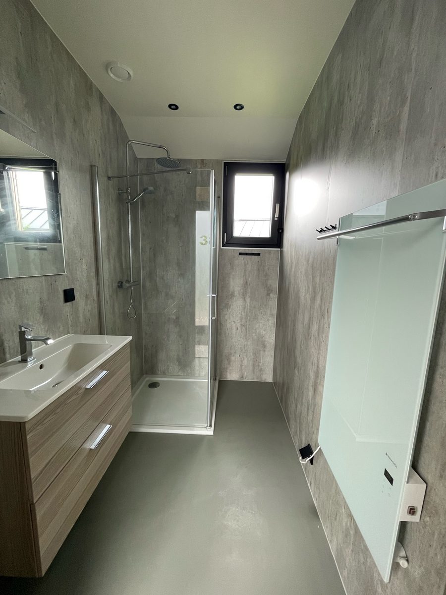 Tiny house XL met jacuzzi en egg barbecue