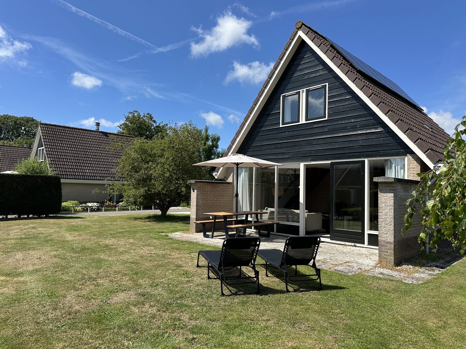Bungalow 6