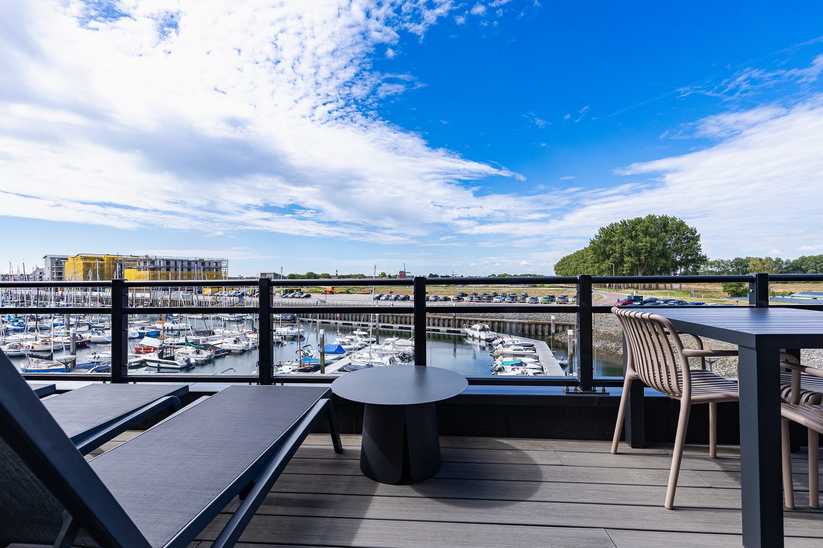 Vakantiewoning aan het water - met 4 balkons | Nr. 30 - 8 Pers. | Vista Maris