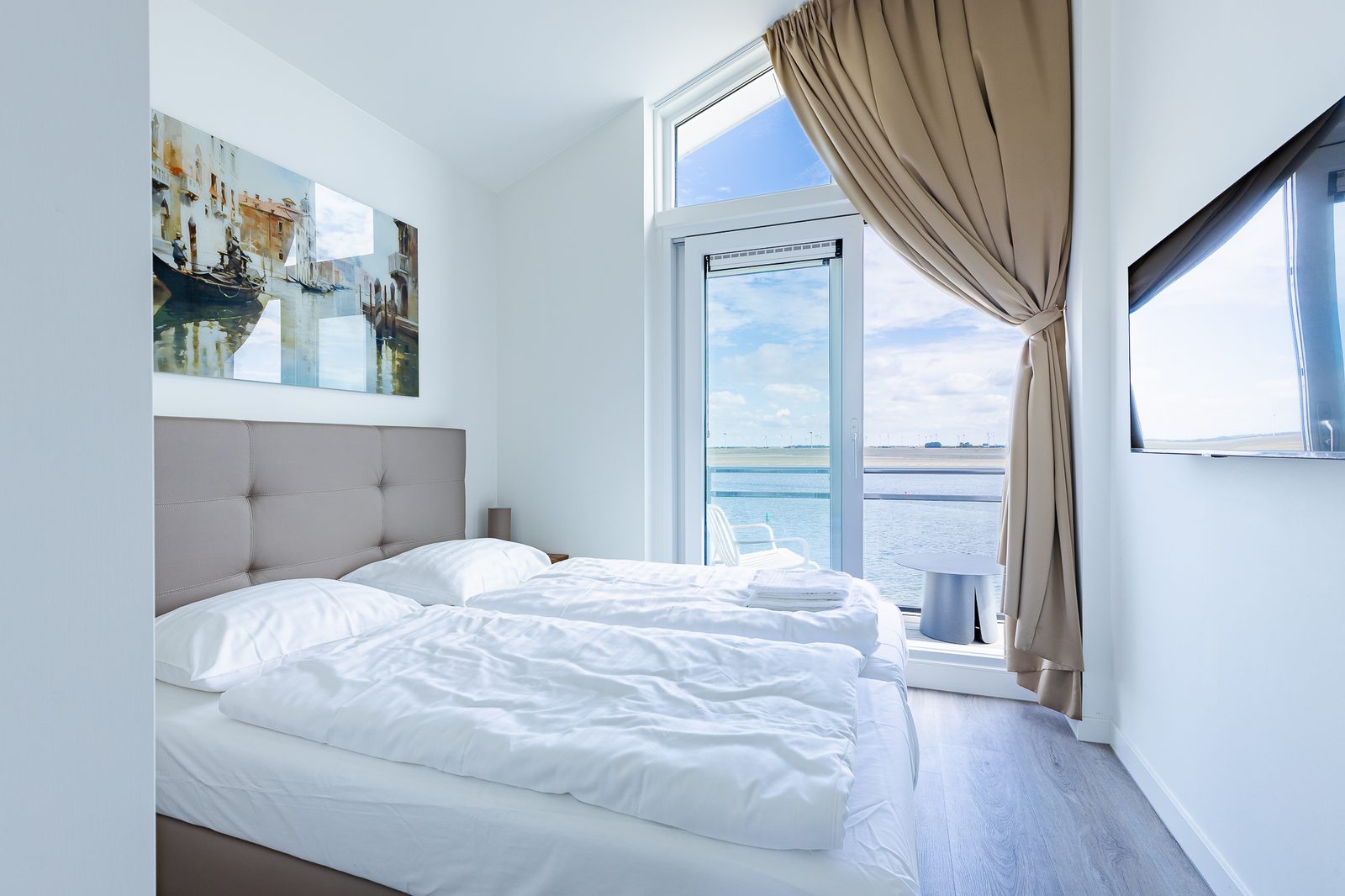 Vakantiewoning aan het water - met 4 balkons | Nr. 30 - 8 Pers. | Vista Maris