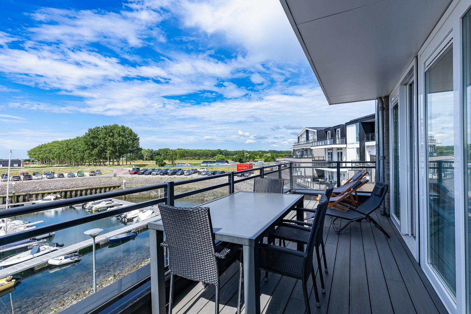 Vakantiewoning aan het water - met 2 balkons | Nr. 22 - 4 Pers. | Vista Maris