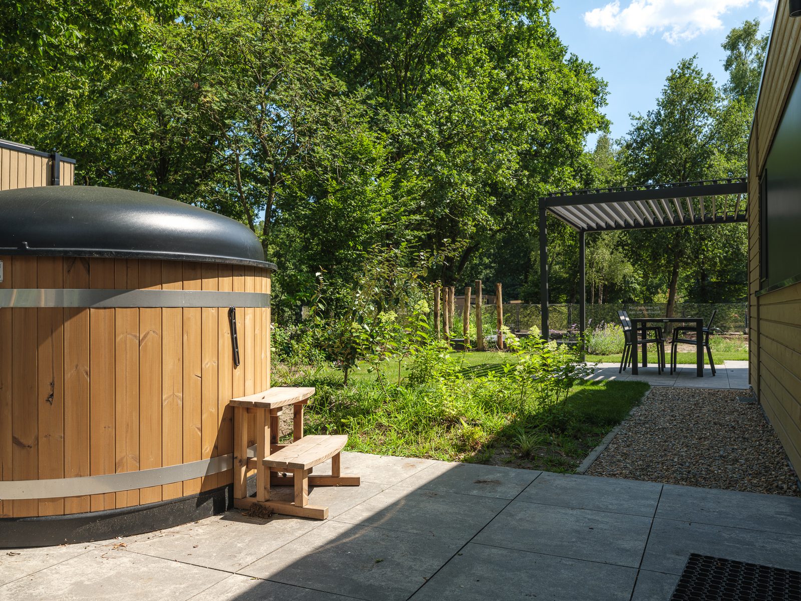 Loevestein Komfort mit Hot tub | 4 Personen 