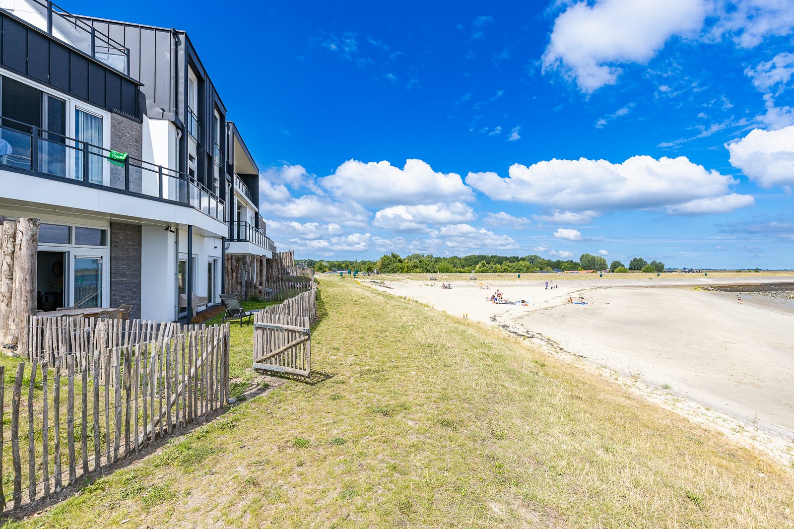 Vakantiewoning aan het strand - met tuin en terras | Nr. 32 - 4 Pers. | Vista Maris