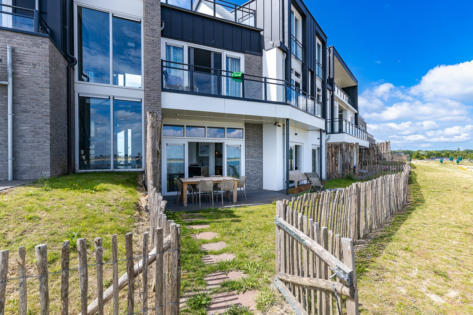 Vakantiewoning aan het strand - met tuin en terras | Nr. 32 - 4 Pers. | Vista Maris