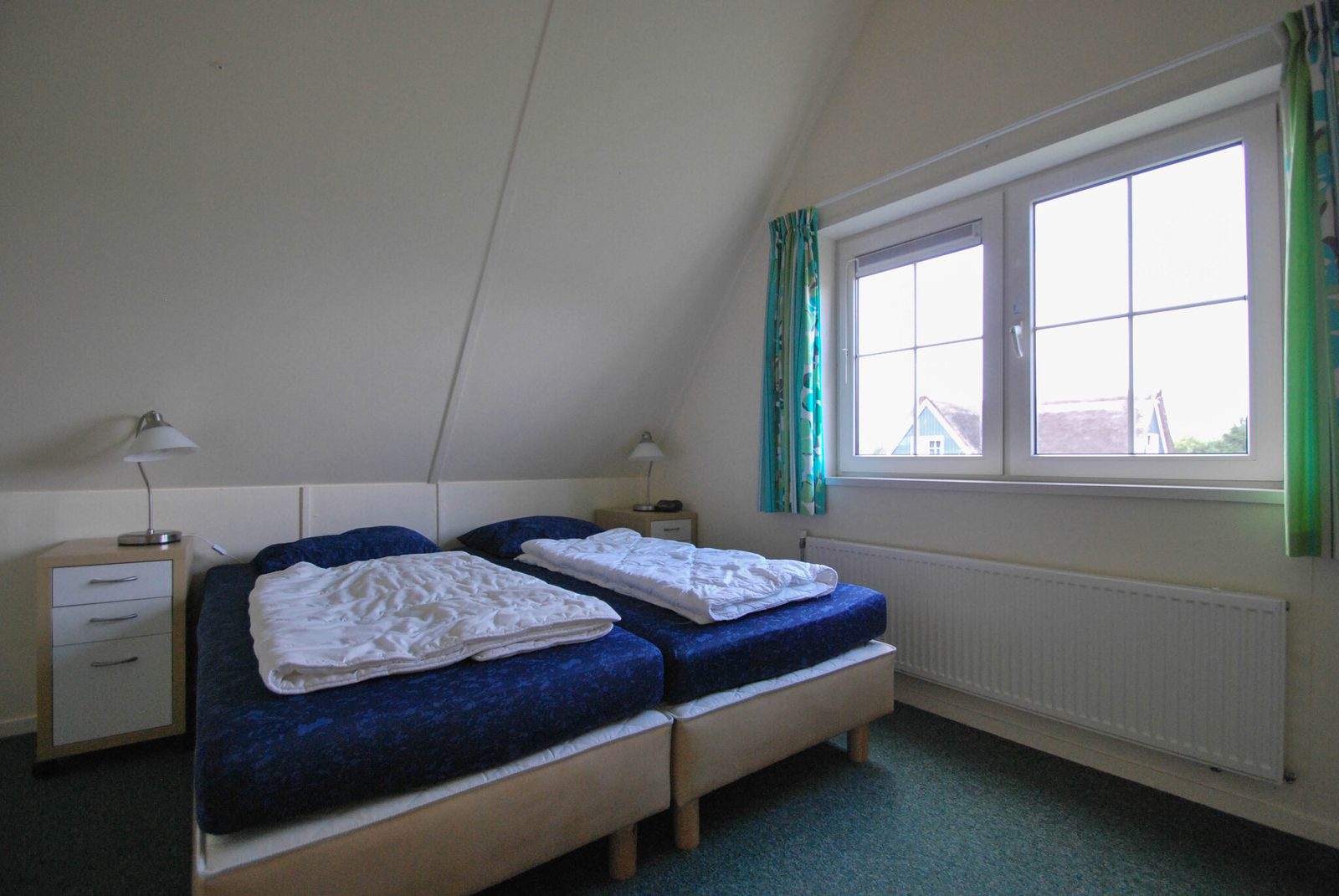 Beach Villa with Jacuzzi & Sauna - 6 persons