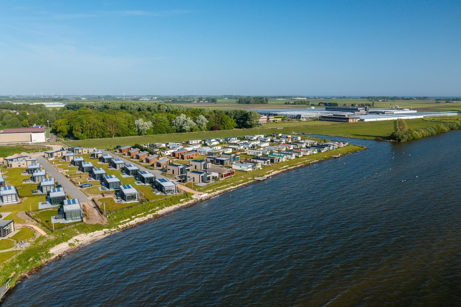 Kampeerplaats Comfort aan het water