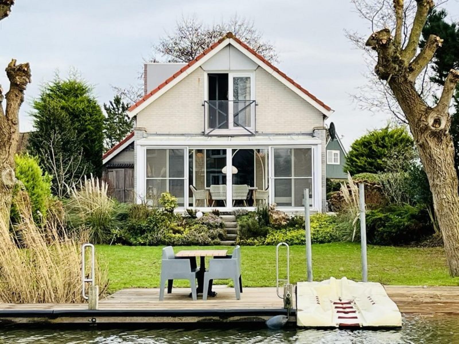 Solo+ aan het water - 6 personen