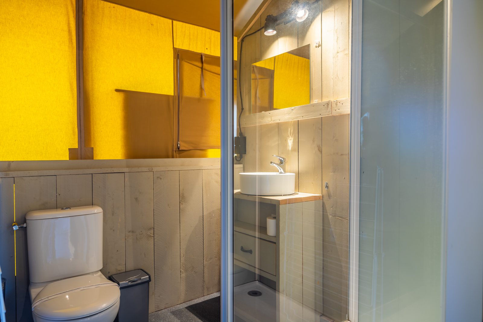 Lodge Zelt 4
