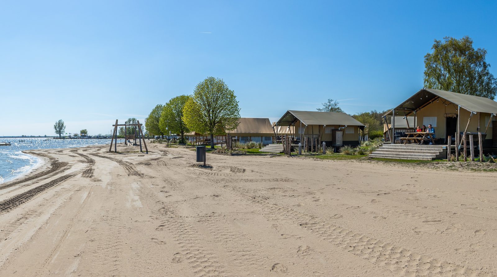 Lodge Zelt 4