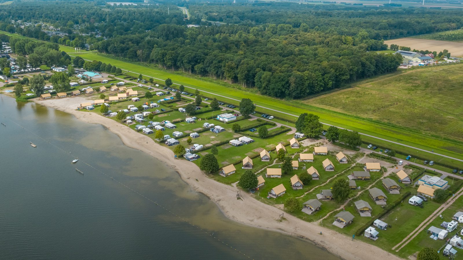Lodge Zelt 4